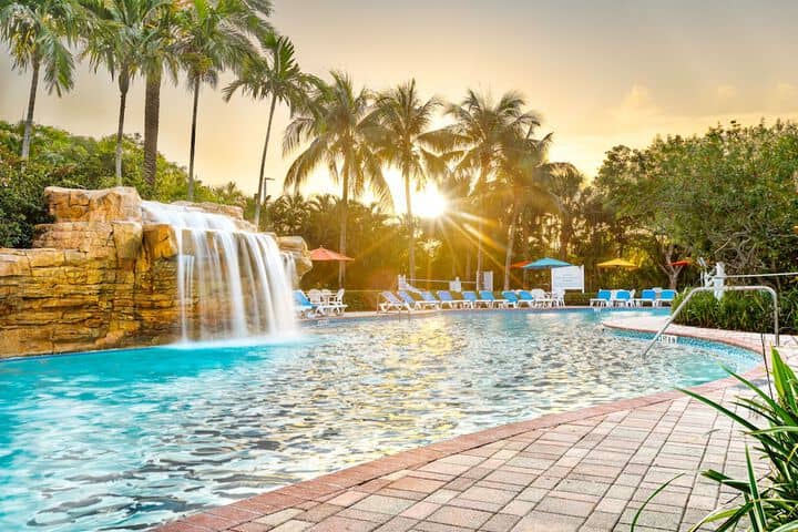 Pool waterfall