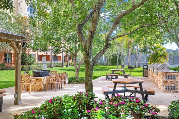 BBQ/picnic area